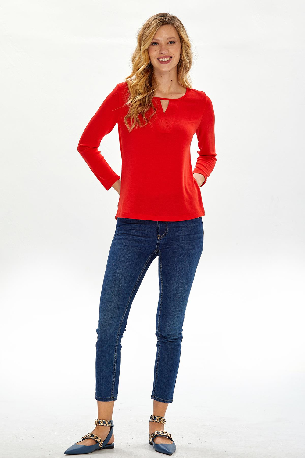 Cut Out Yaka Uzun Kol Bluz 234-1010