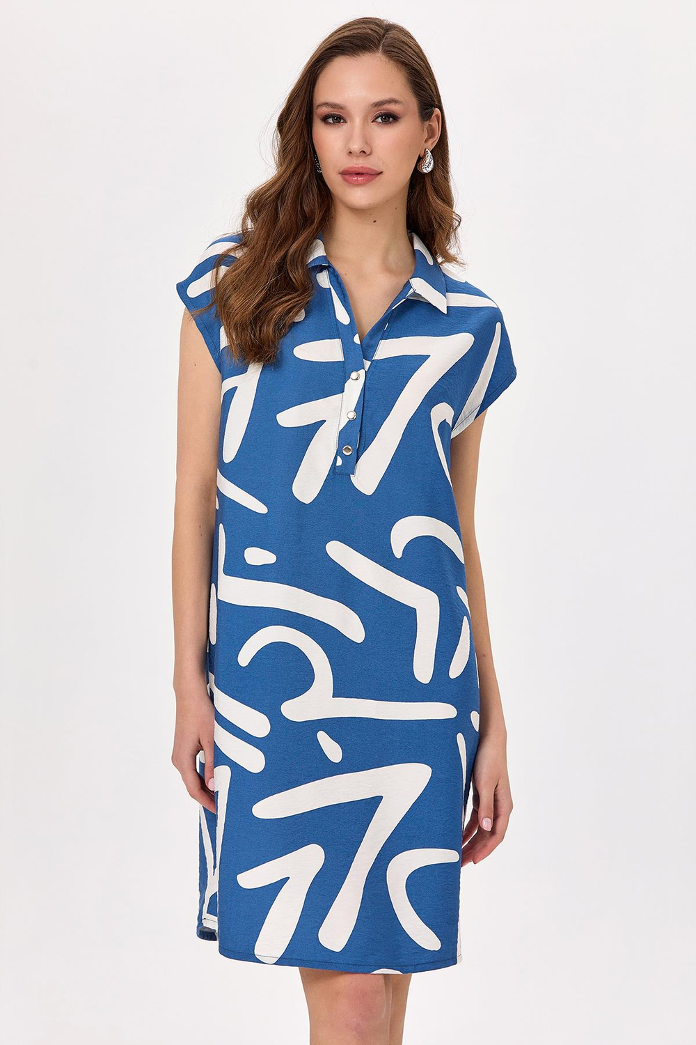 Polo Yaka Önü Çıtçıtlı Desenli Elbise 025-4033