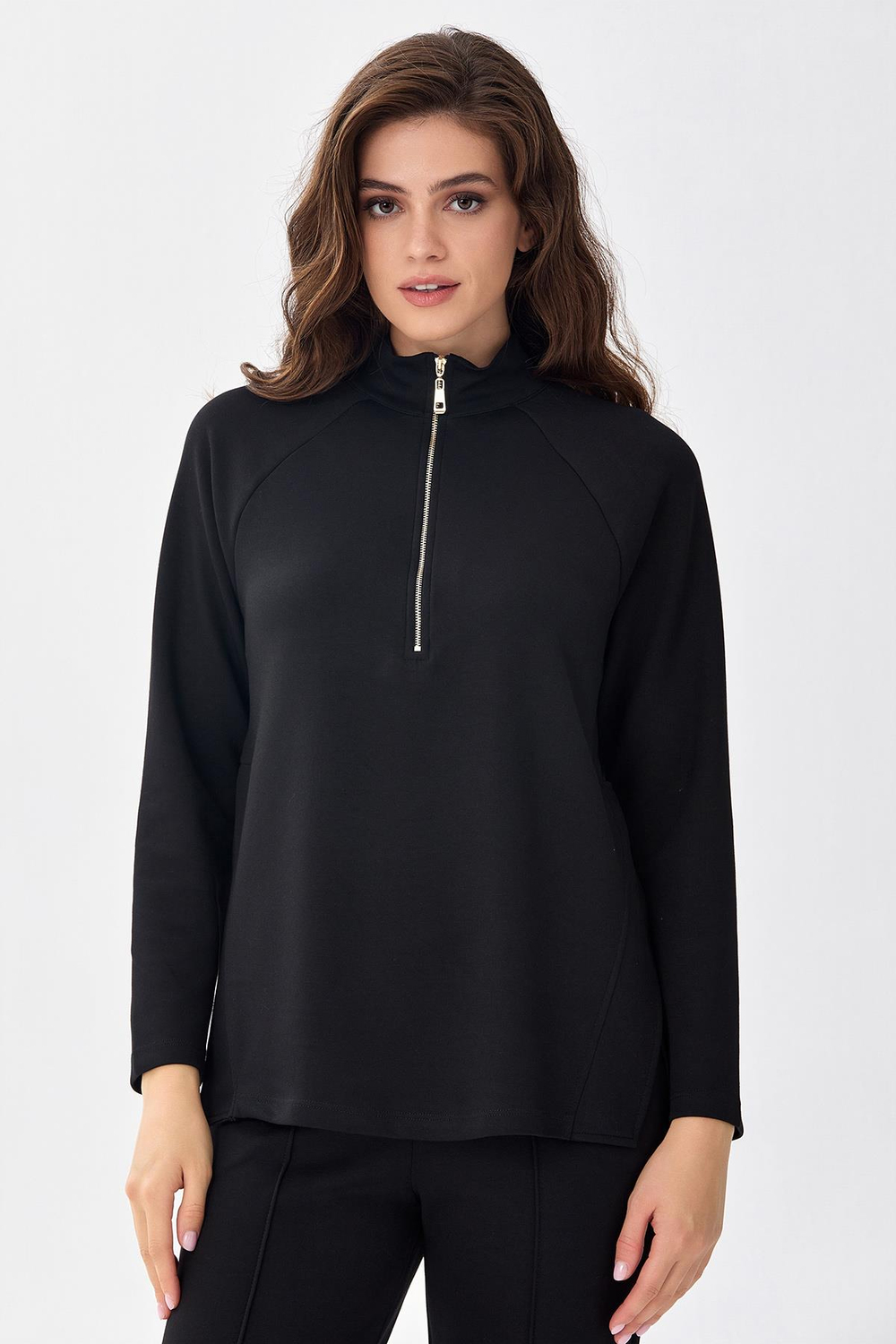 Yakası Fermuarlı Yanı Çıtçıt Detaylı S-Shirt 256-2100