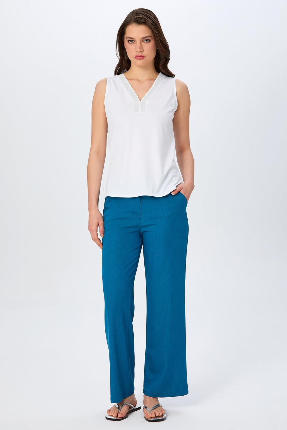 Yakası Sim Şeritli Kolsuz Bluz 026-1028
