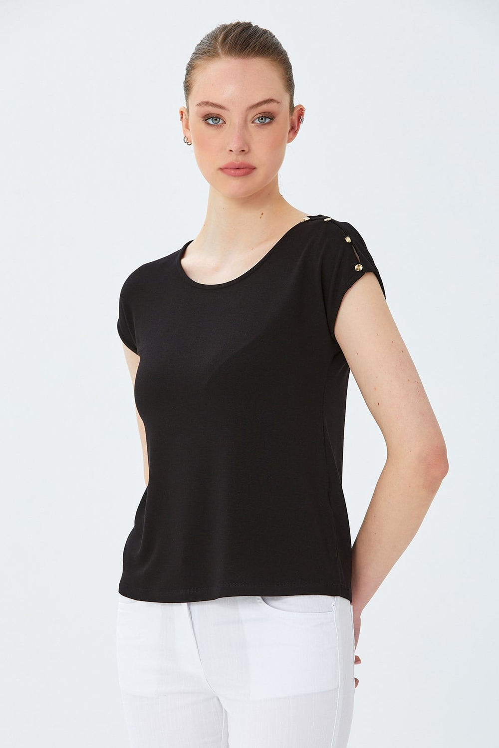 Yuvarlak Yaka Tek Omuzu Düğme Detaylı Bluz 026-1012