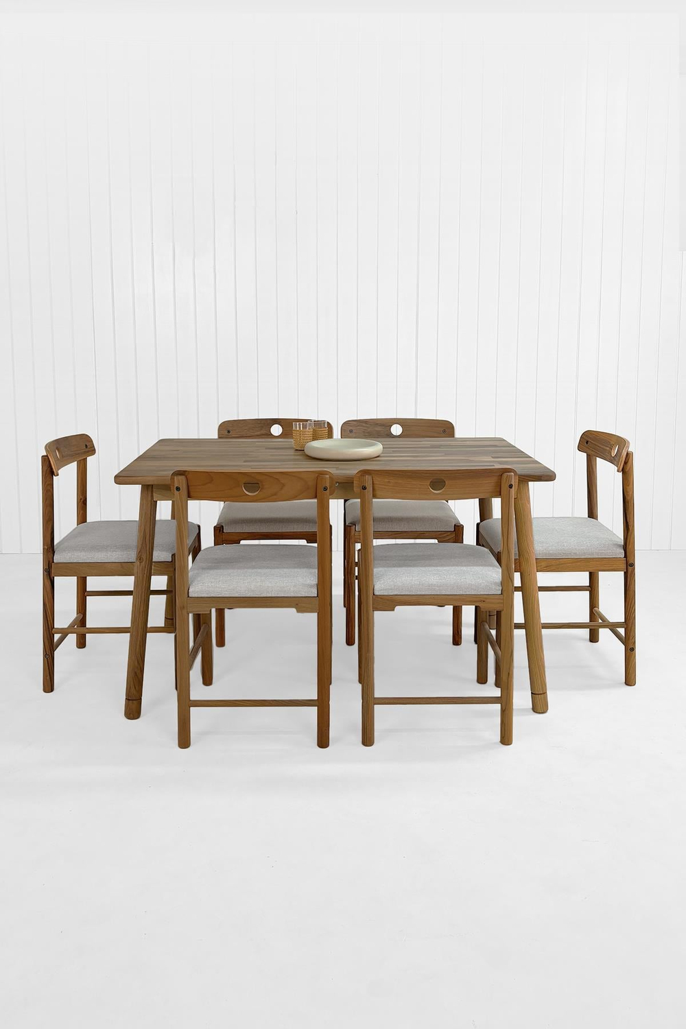 Alaçatı Masif Ceviz Ahşap Masa Takımı, 6 Sandalye  - 130x80
