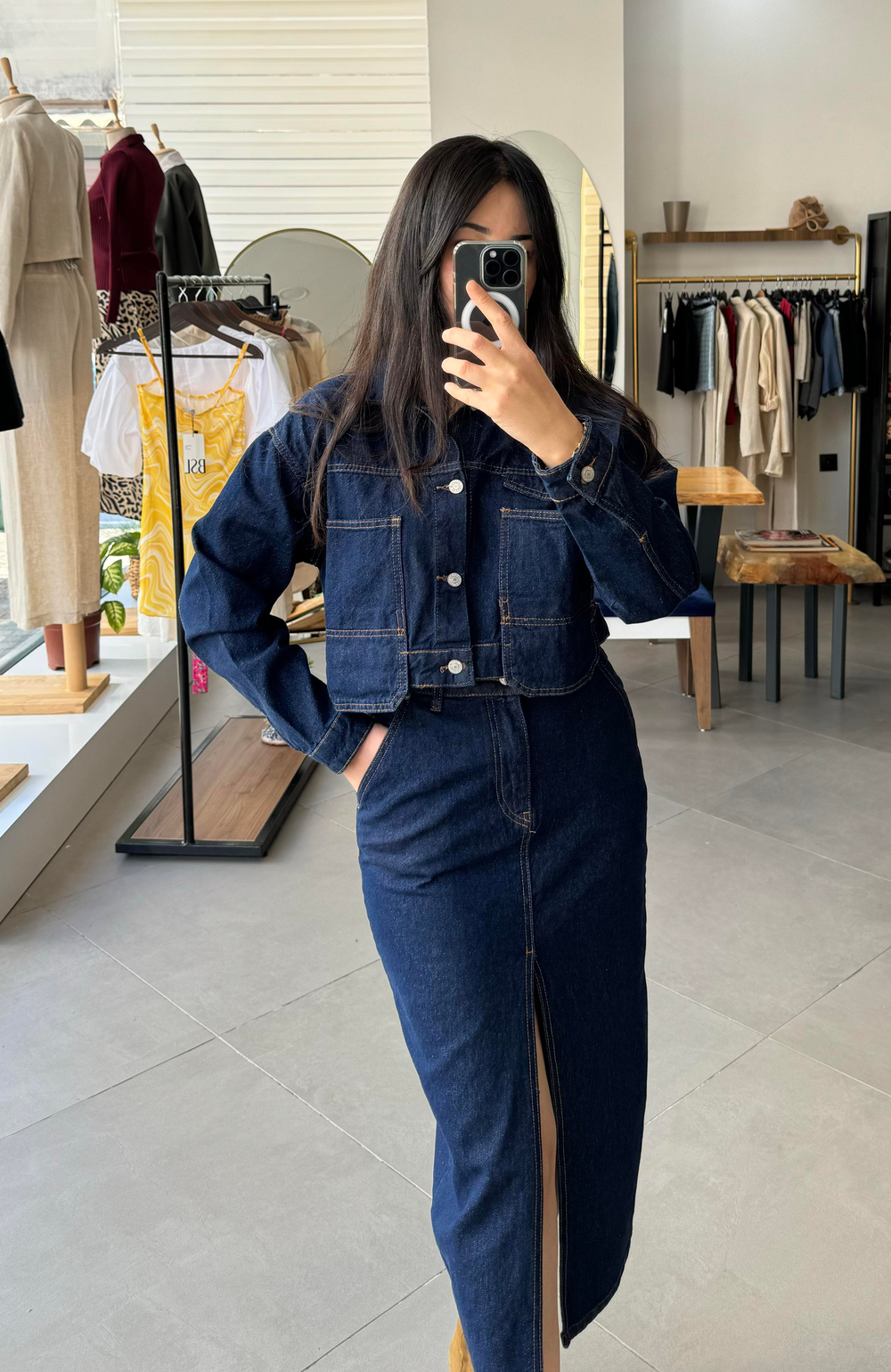 Cep Detaylı Kısa Denim Ceket