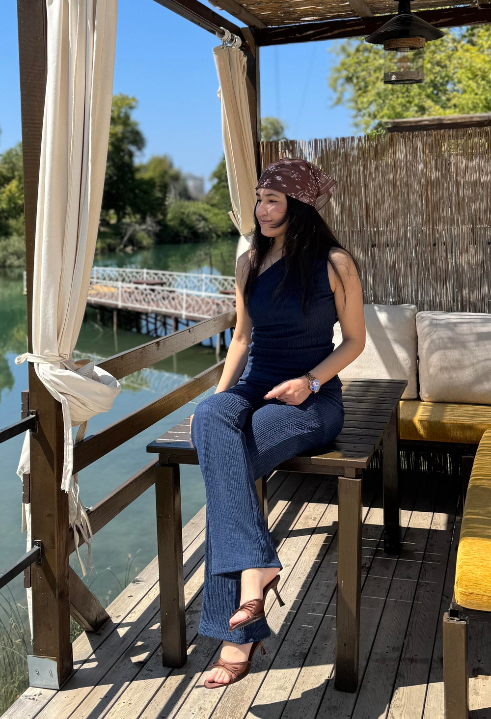 Tek Omuz Bluz Bel Lastik Detaylı Pantlon Lacivert Takım