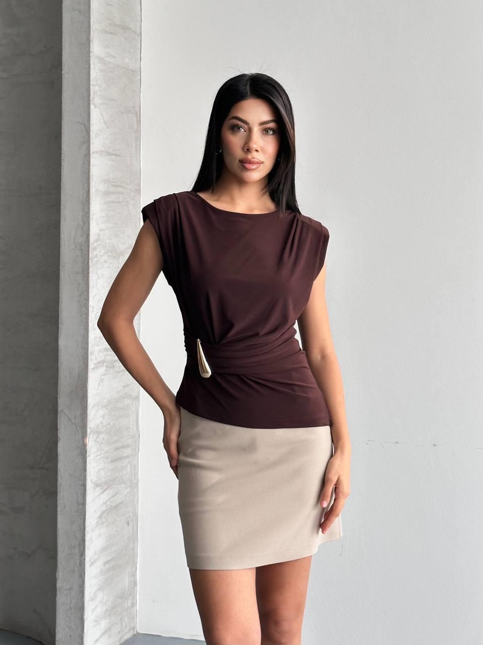 Omzu Tokalı Beli Toka Bluz KAHVE