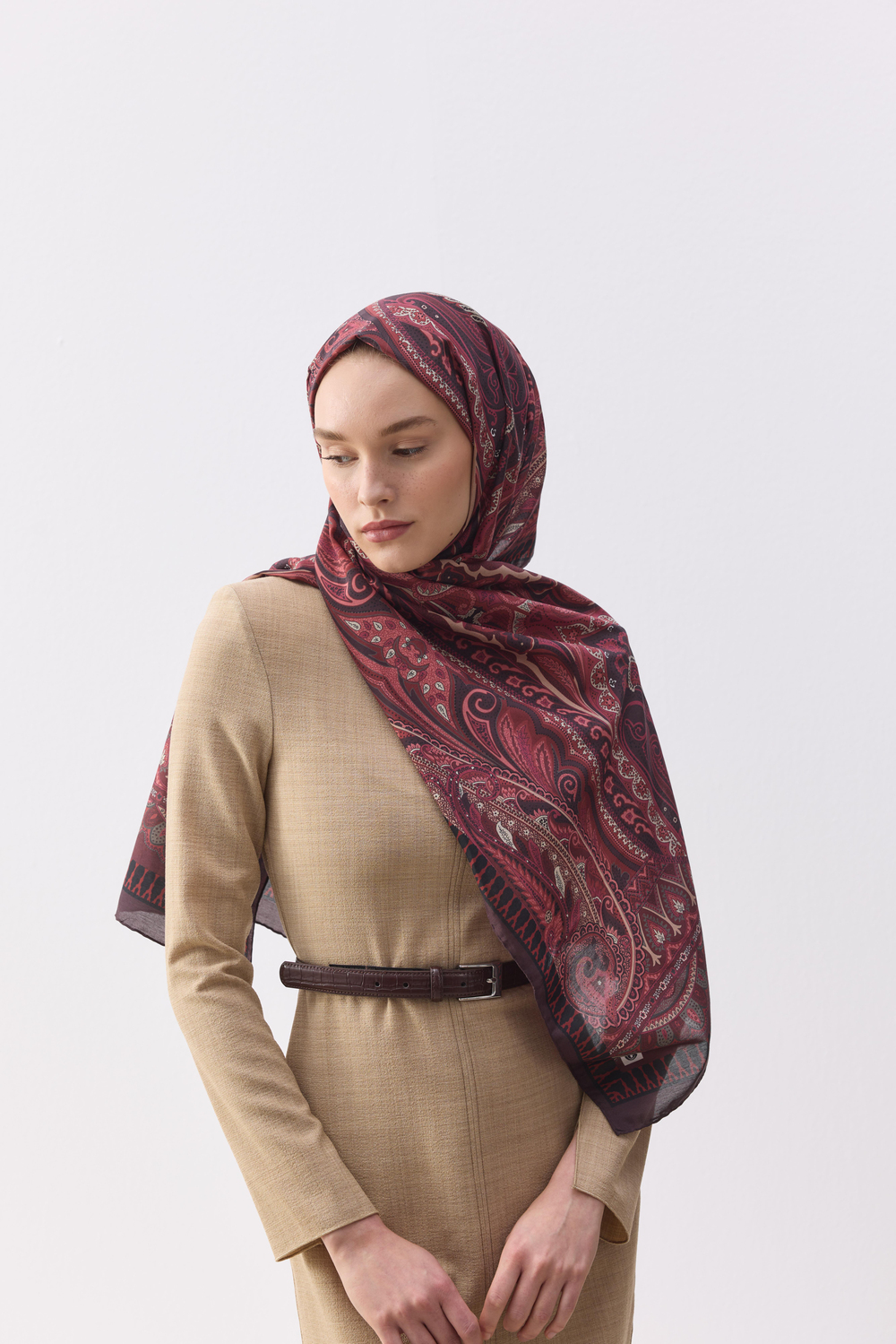 Narya Burgundy