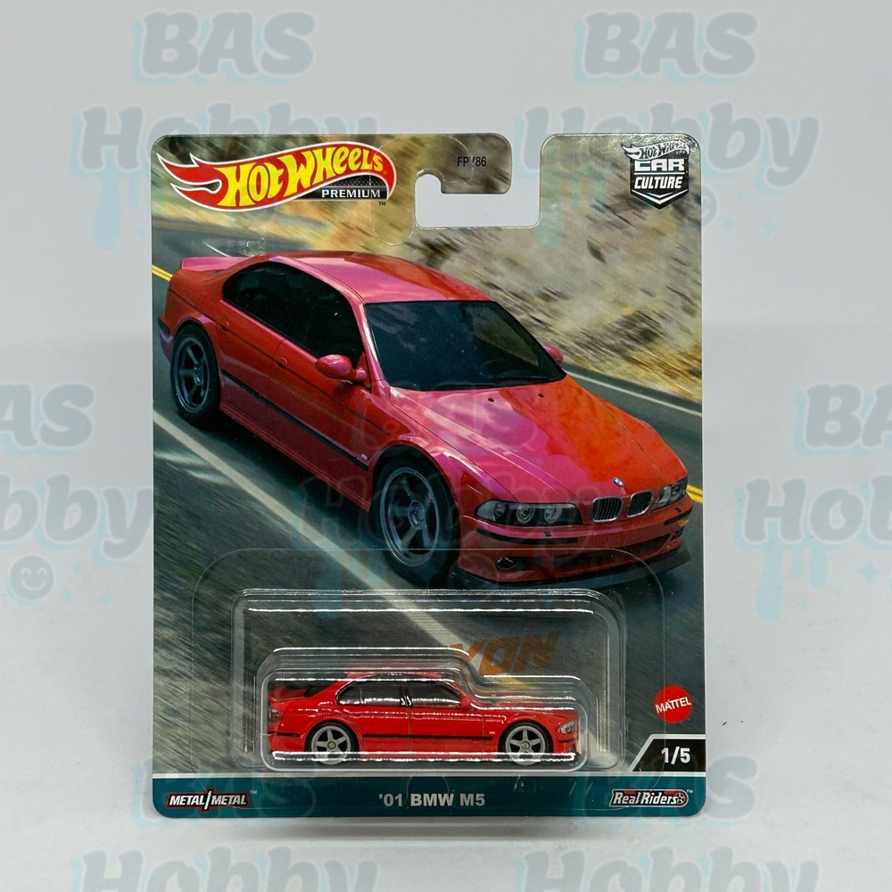 (HATALI) Hot Wheels Premium Car Culture Canyon Waariors - '01 BMW M5 