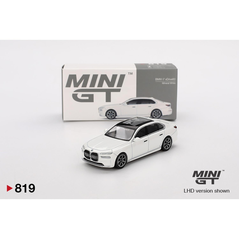 Mini GT 1/64 BMW i7 xDrive60 Mineral White MGT00819