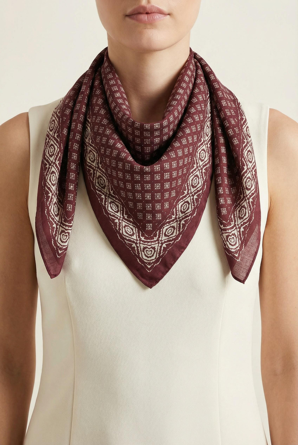 Bordo Etnik Desenli 135x85 Üçgen Eşarp BORDO