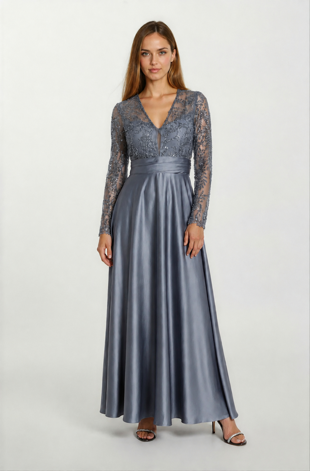 Deledda V Yaka Üstü Tül Taş İşlemeli Bel Drapeli Kloş Uzun Abiye Elbise GRİ