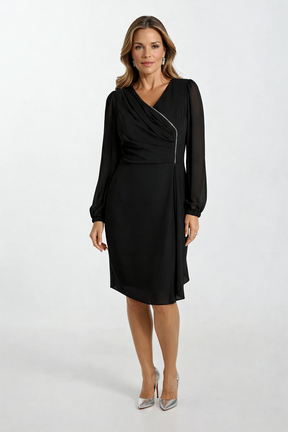 Demetra V Yaka Pileli Taş Aksesuarlı Kısa Abiye Elbise SİYAH