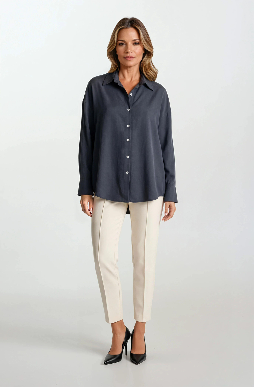 Donatillaı Arka Körüklü Klasik Yaka Salaş Gömlek SİYAH