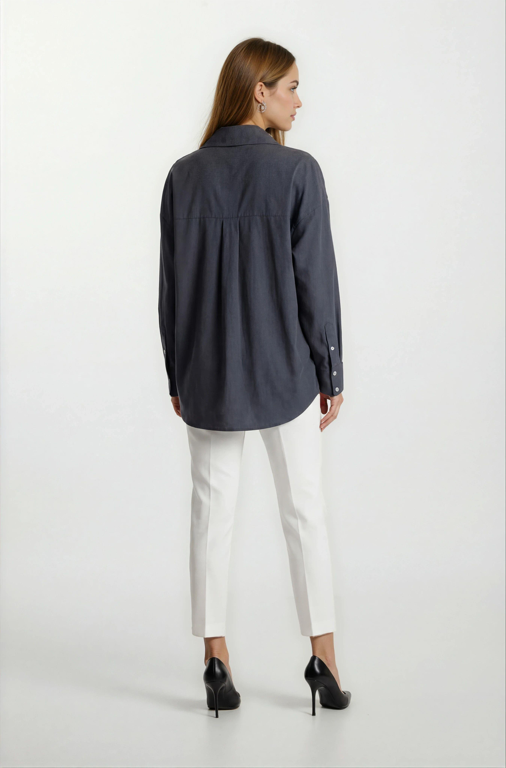 Donatillaı Arka Körüklü Klasik Yaka Salaş Gömlek SİYAH