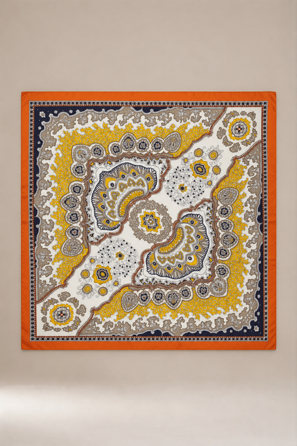 Geleneksel Motifli Kenarları Bordürlü Şal 110 x 110 cm EKRU