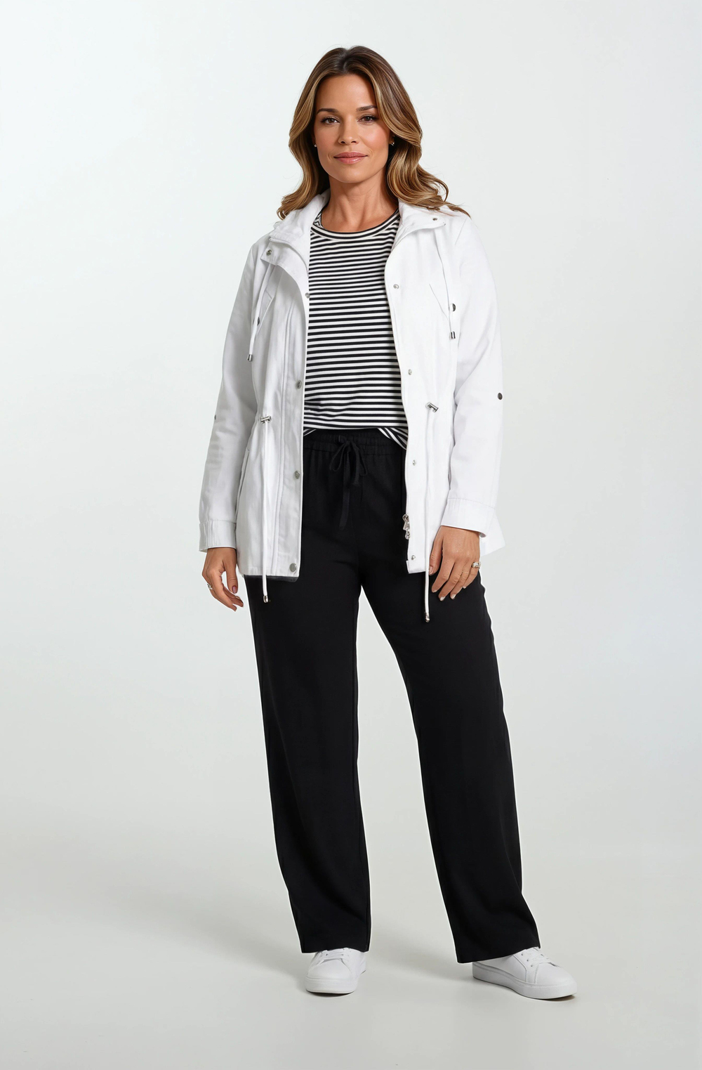 Goudot Kapüşonlu Mevsimlik Parka – Beli Büzgülü, Çıtçıt Detaylı BEYAZ