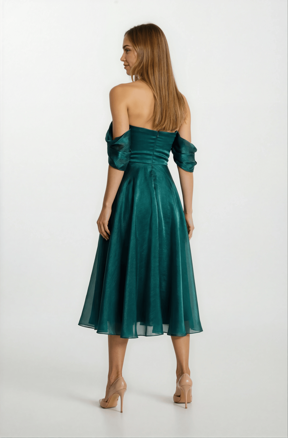 Lisandra Düşük Omuz Uzun Abiye Elbise ZÜMRÜT