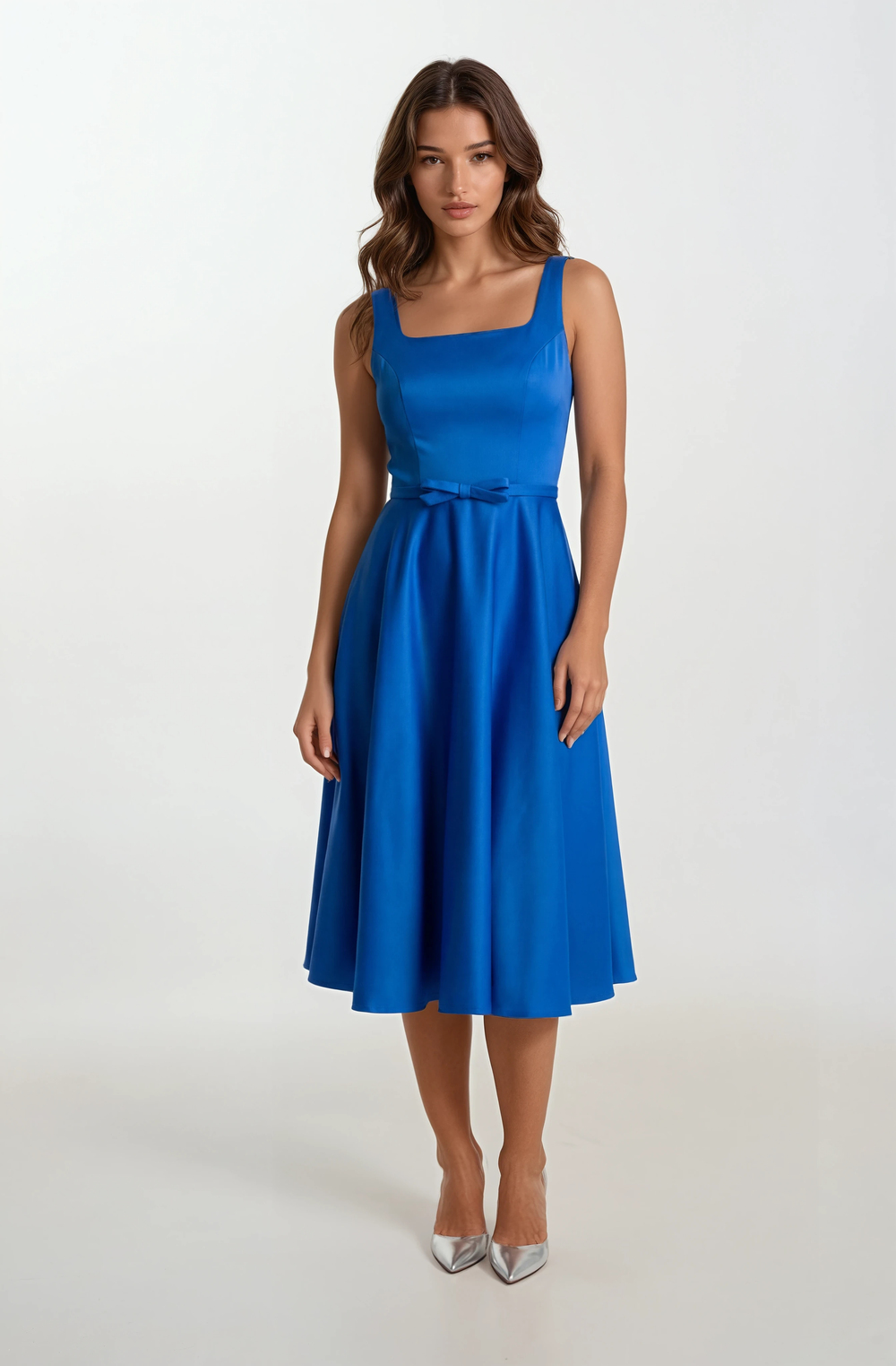 Orsetta Kare Yaka Askılı Kloş Fiyonk Kemerli Uzun Abiye Elbise SAKS