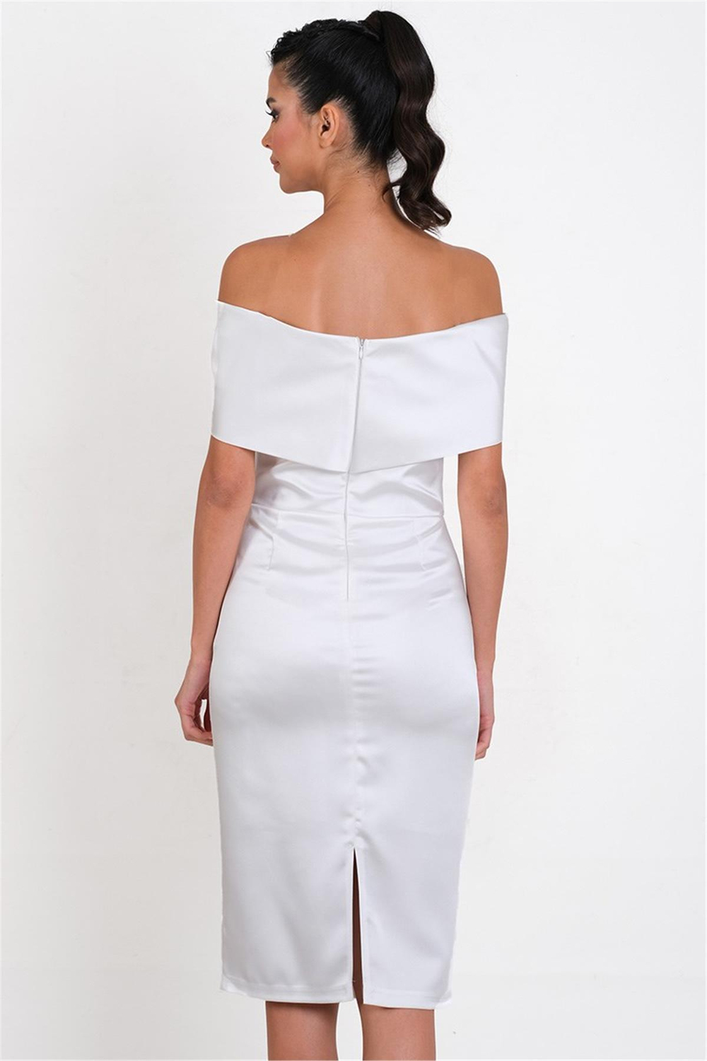 Papaleo Fiyonk Kayık Yaka Bel Şerit Aksesualı Kısa Abiye Elbise EKRU