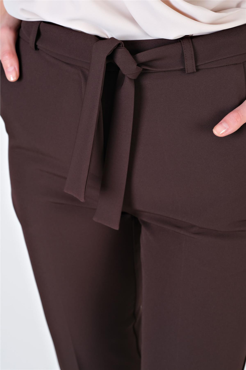 Peters Bel Kuşaklı Dar Paça Pantolon KAHVE