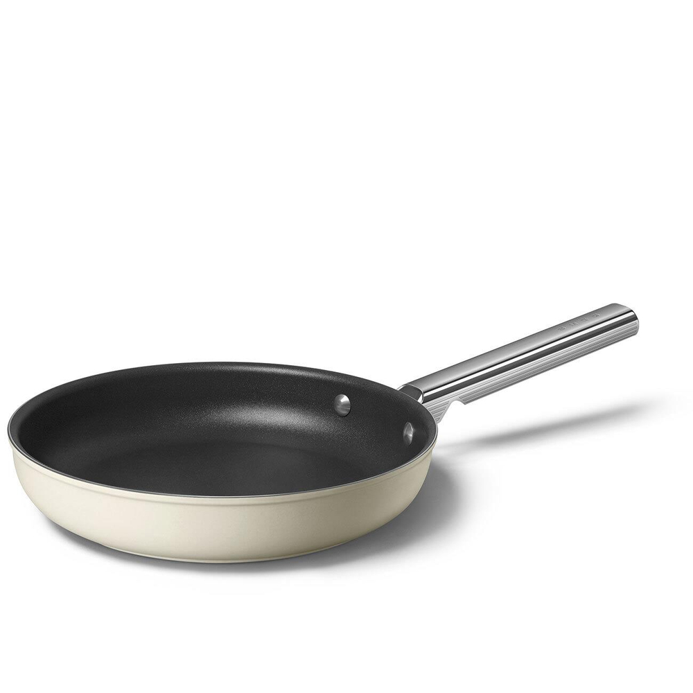 SMEG Cookware 50'S Style Krem Tava 26 cm 4,5 mm taban kalınlığı 2,3 lt hacim