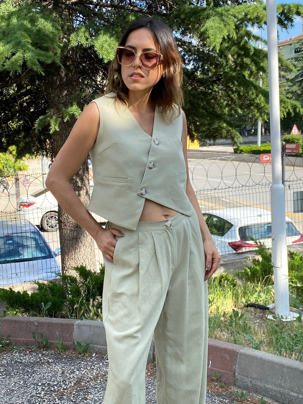 Çağla Yeşili Keten Pantolon Yelek Takım