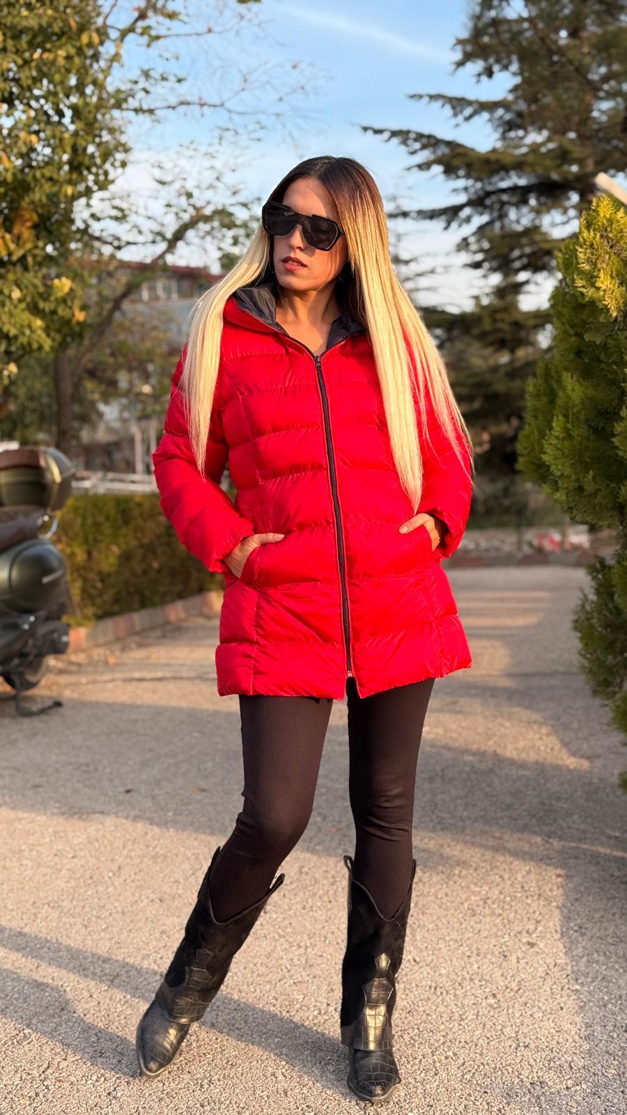 KAPİŞONLU KIRMIZI ŞİŞME MONT