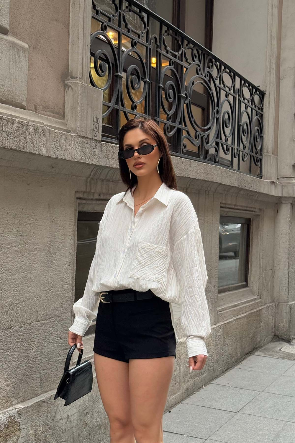Kadın Ekru Oversize Gömlek Salaş Kesim Şık Günlük Gömlek
