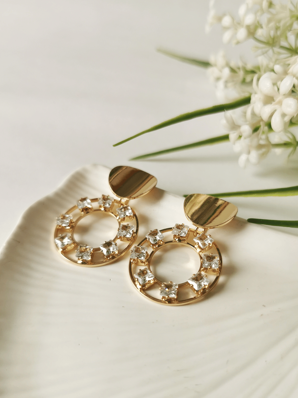 Kristal Taşlı Gold Halka Küpe 