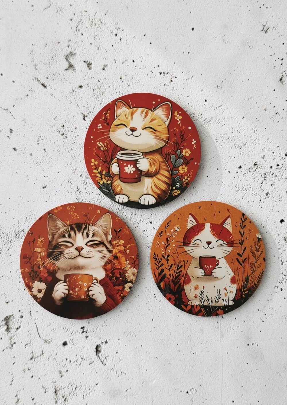 Sevimli Kedi ve Kahve Temalı Dekoratif Ahşap Bardak Altlığı Çap 10 cm