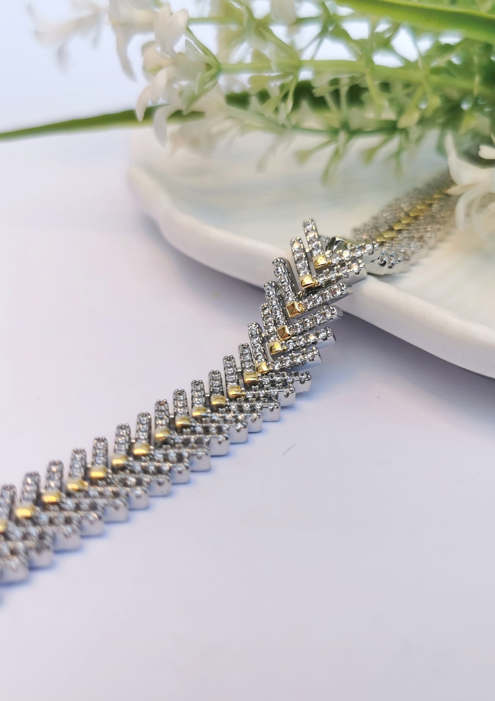 VIP Balıksırtı Gold & Silver Zirkon Çelik Bileklik