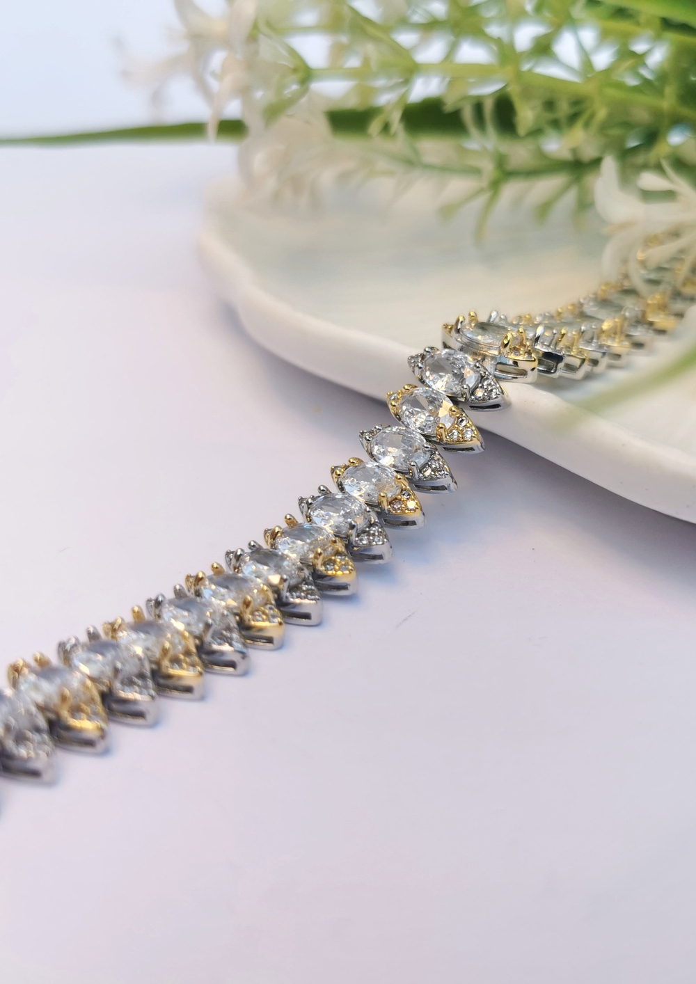 VIP Markiz Taşlı Gold & Silver Zirkon Çelik Bileklik