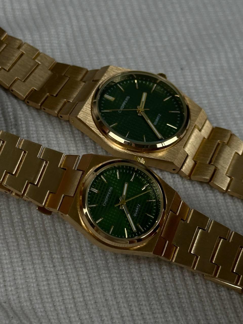 C.P Green Screen Couple Vintage Wristhwatch