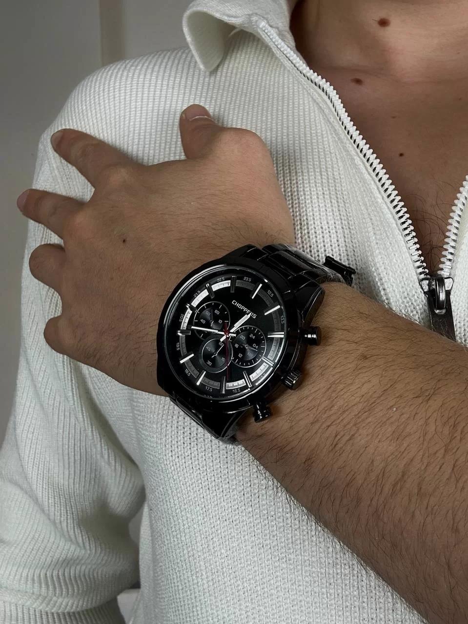 C.H Black Round Screen Wintage Wristhwatch