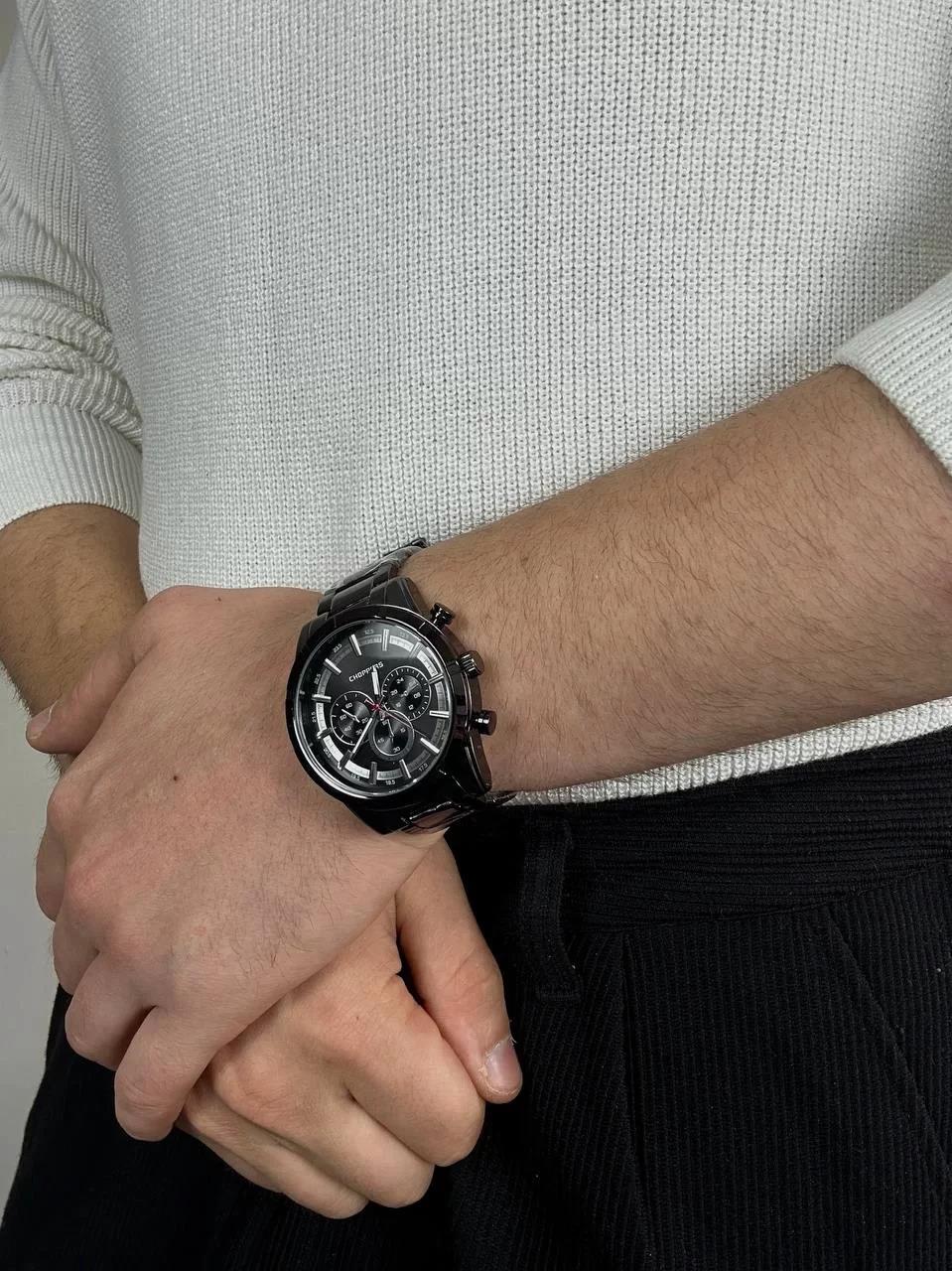 C.H Black Round Screen Wintage Wristhwatch
