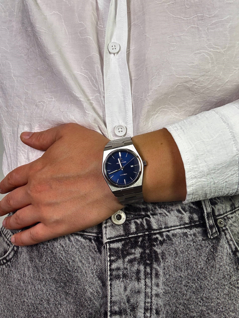 Corvane Vintage The Retro Monarch