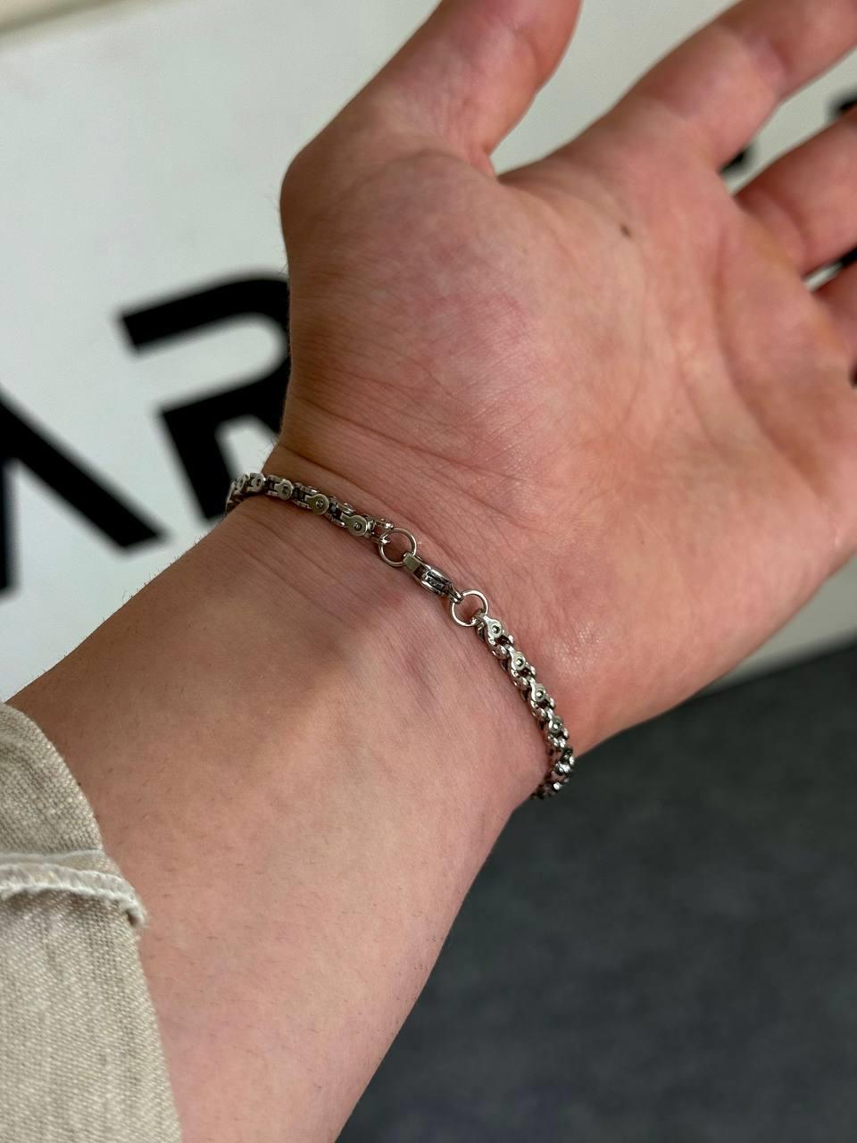 Patterned Chain Bracelet