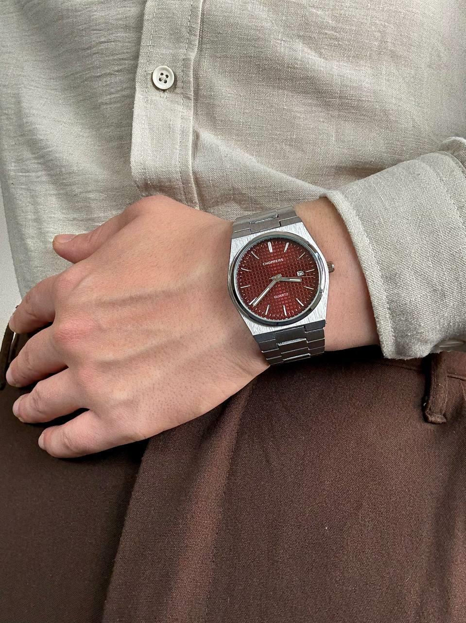 Red İnside Vintage Wristhwatch