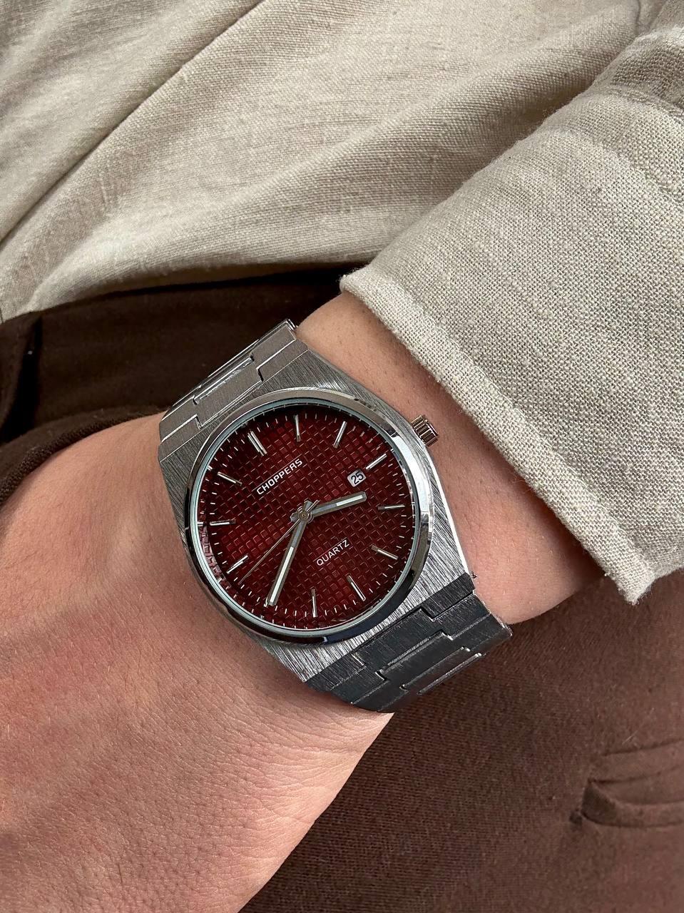 Red İnside Vintage Wristhwatch