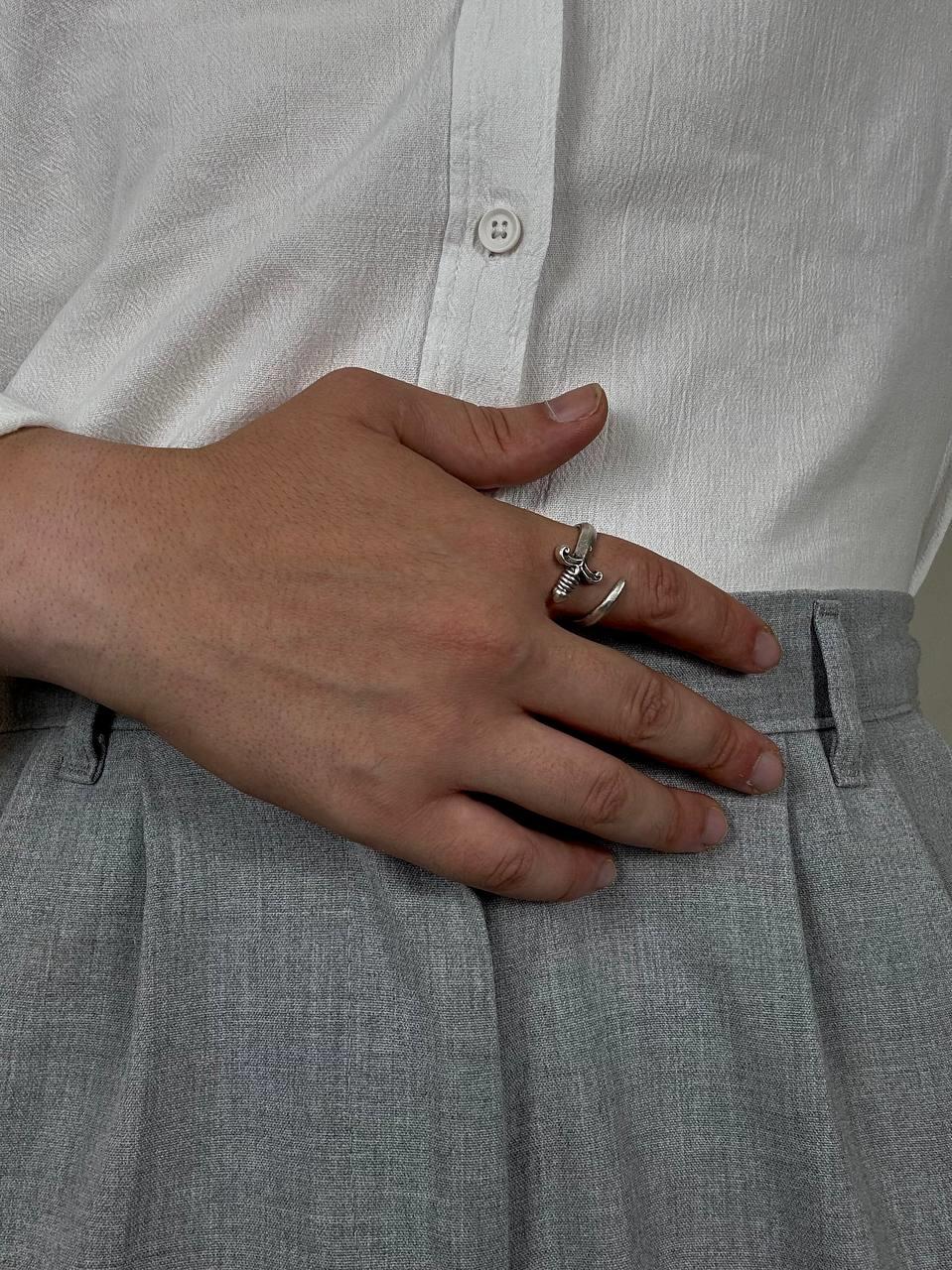 Sword Ring