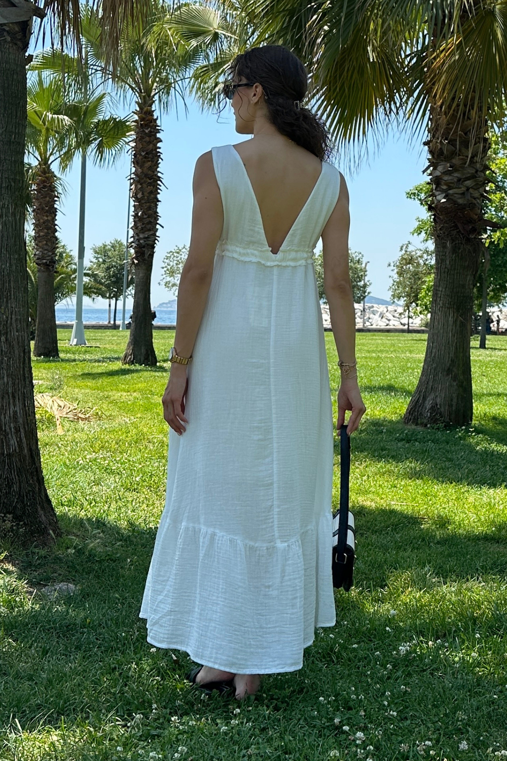 V Yaka Müslin Elbise - BEYAZ