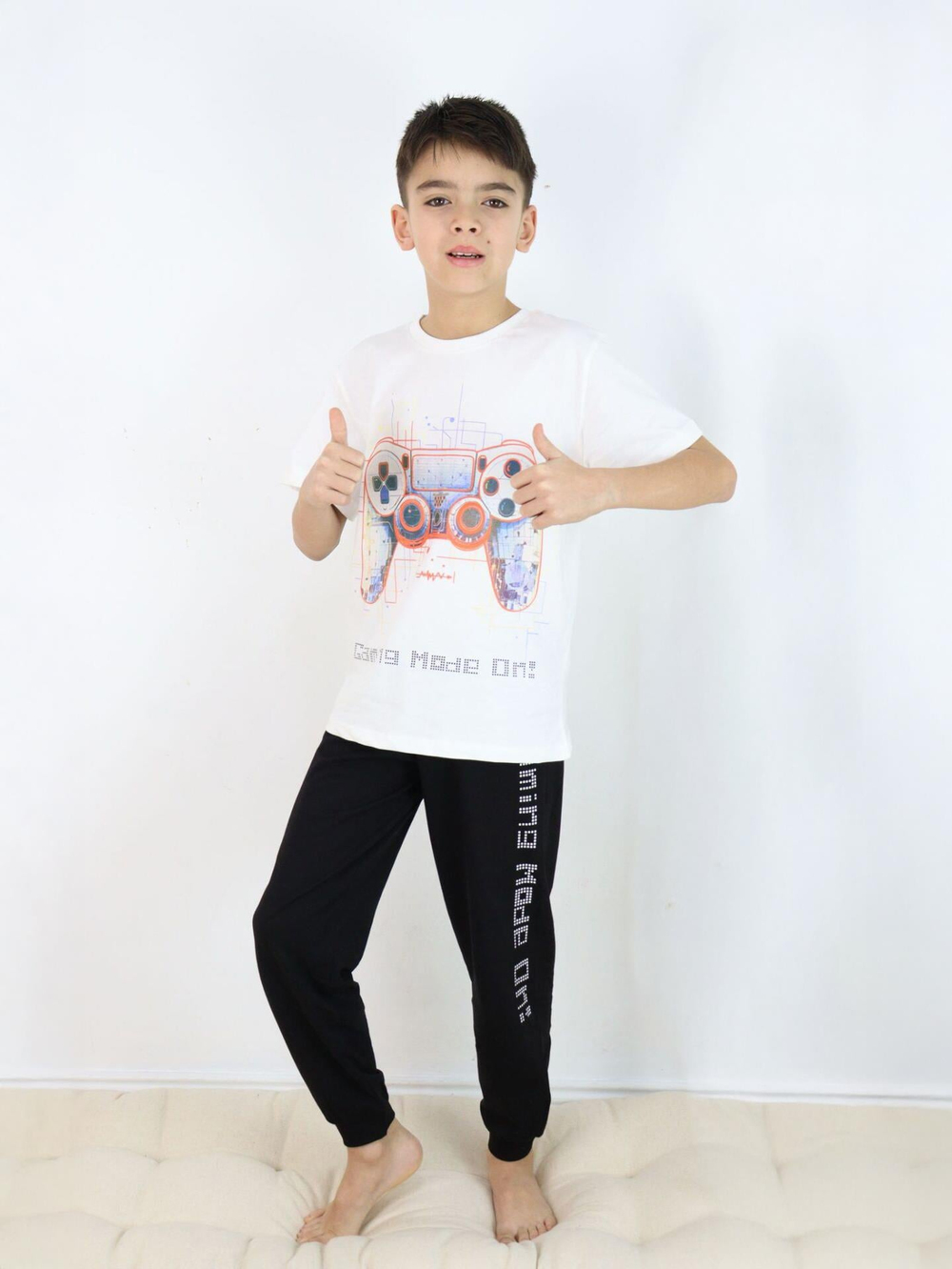 Oyun Konsolu Çocuk Pijama Takımı Beyaz