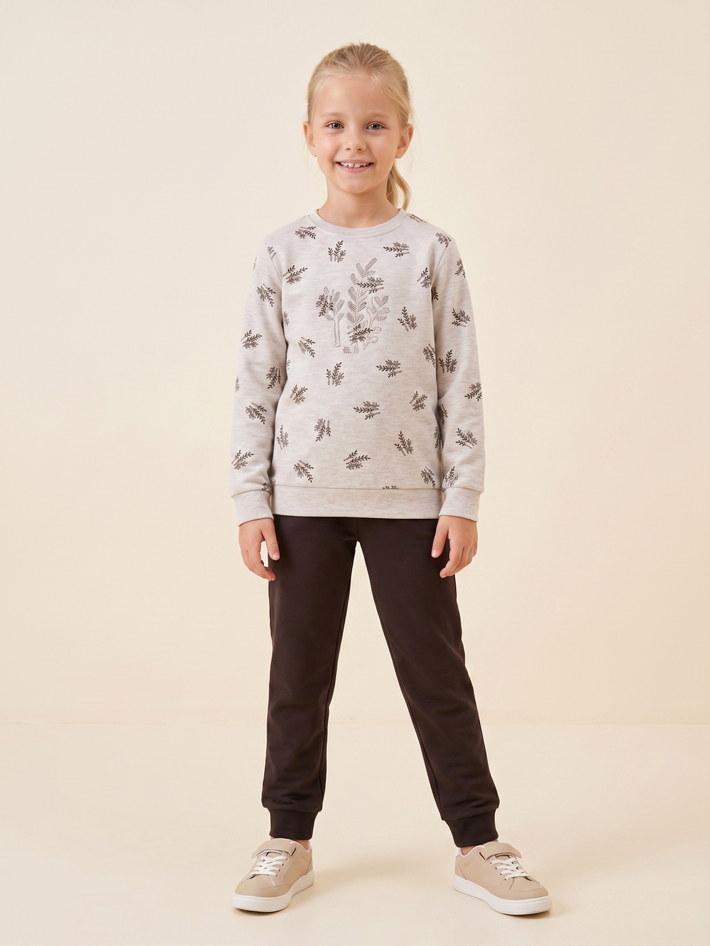 Yaprak Desenli Kız Çocuk Pijama Takım
