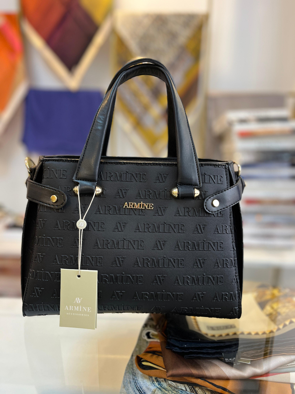 172 CODE ARMINE FEMME SAC À BANDOULIÈRE/BRAS