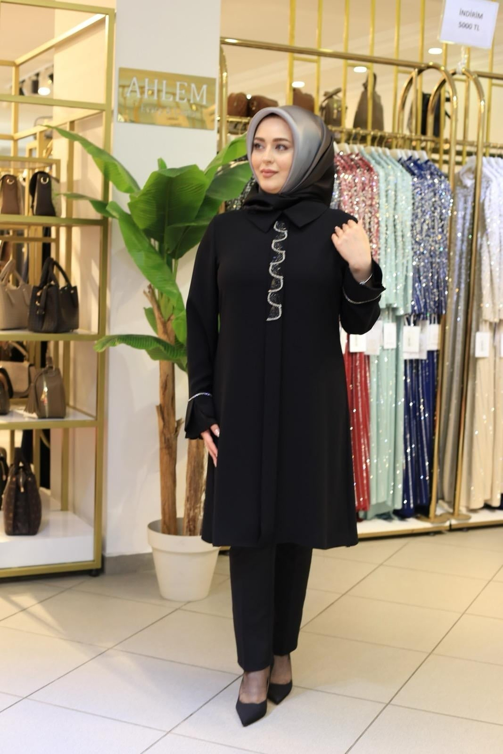 2111 CODE TAŞ DÉTAILLÉ TUNIQUE