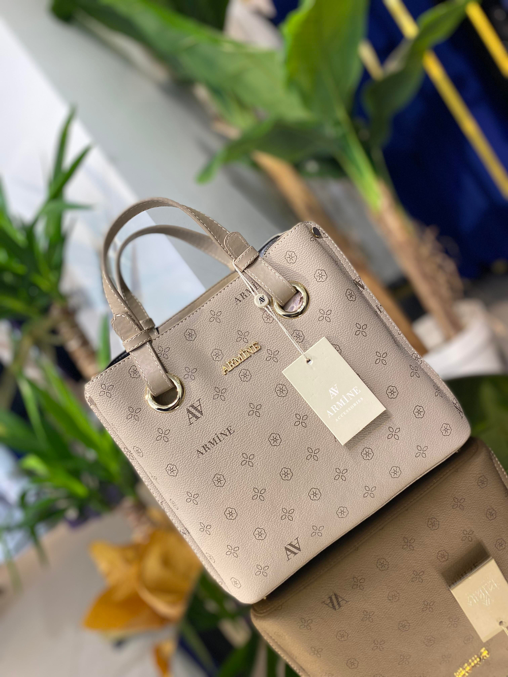 247 CODE ARMINE WOMEN SHOULDER/ARM BAG