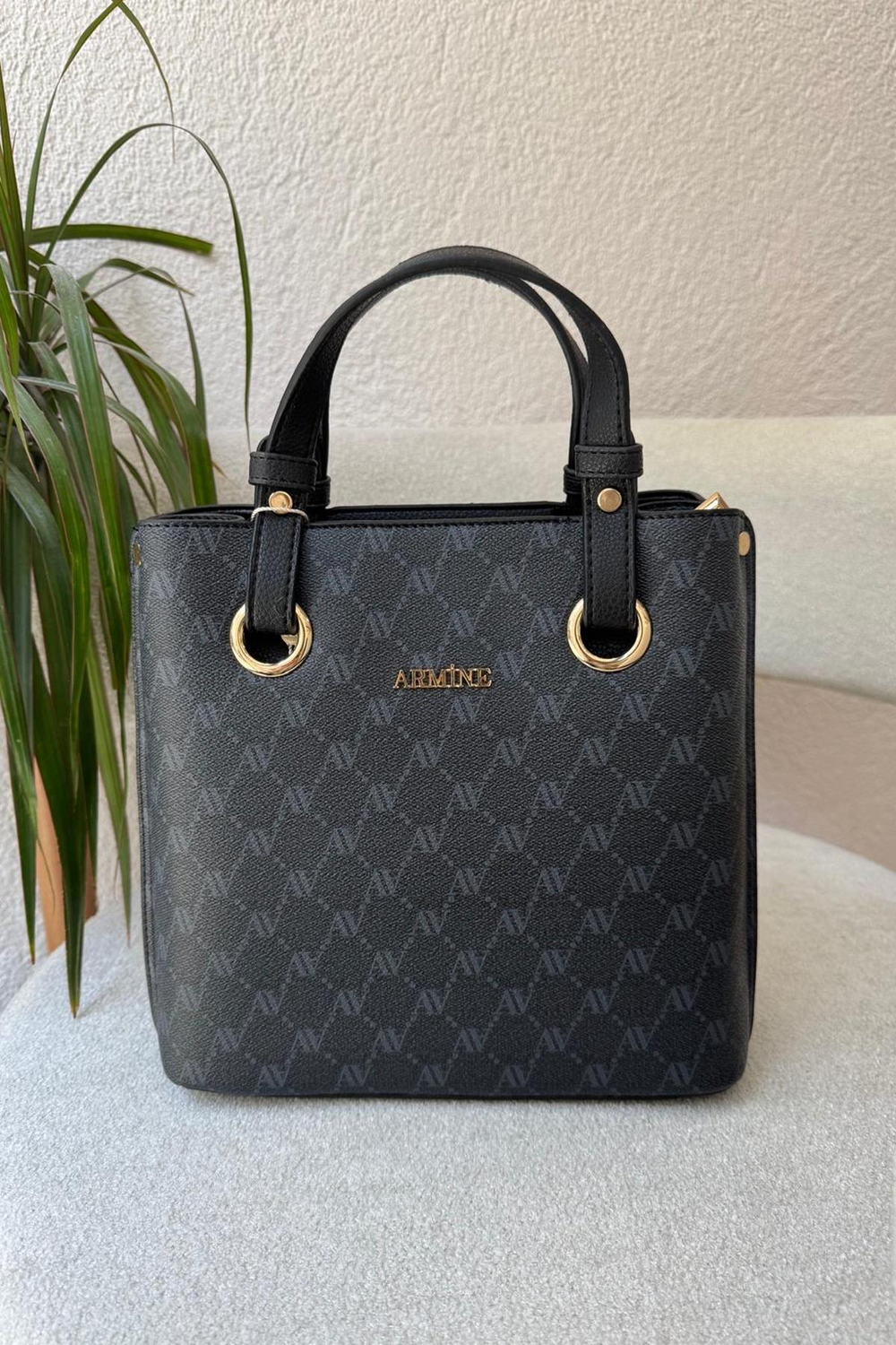 247 CODE ARMINE WOMEN SHOULDER/ARM BAG