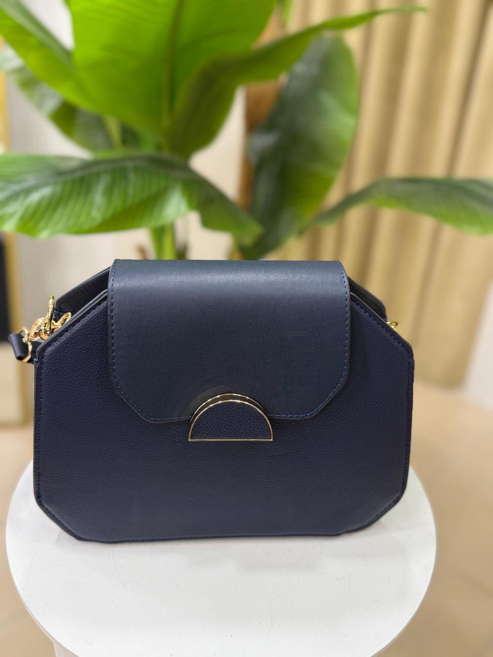 2525 CODE AHLEM FRAUEN LEDER DETAILLIERTE ARM TASCHE BITTER