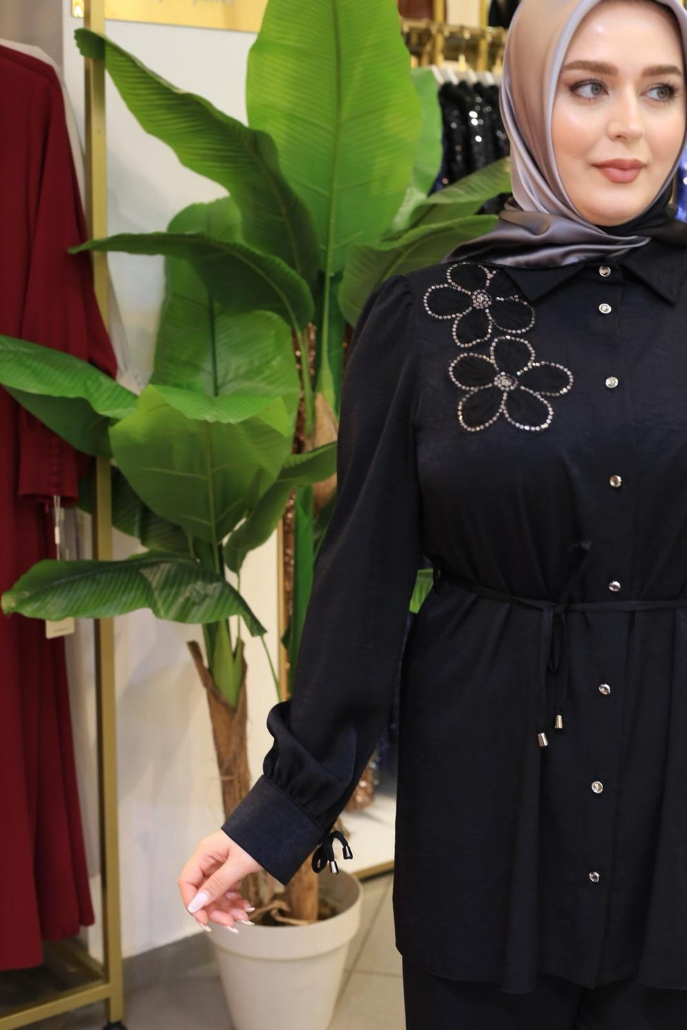 2602 CODE FLORAL DETAILED PANTS SUIT