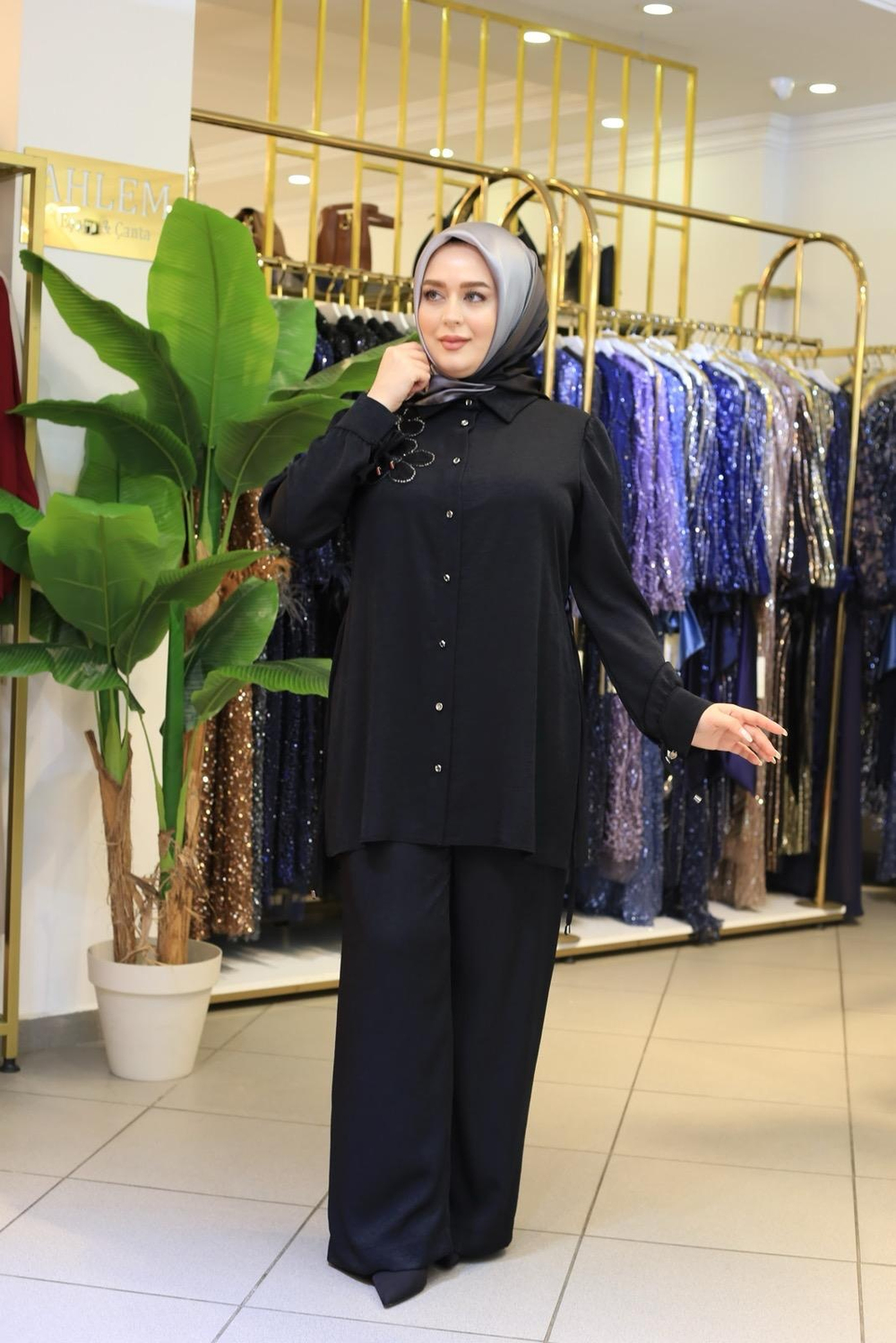 2602 CODE FLORAL DETAILED PANTS SUIT