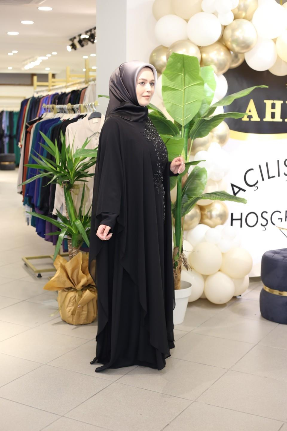 3110 KOD TÜL PELERİN KREP ELBİSE